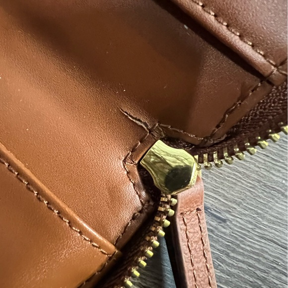 Joy Mangano RFID Blocking Wallet Tan 8 in - Picture 3 of 4